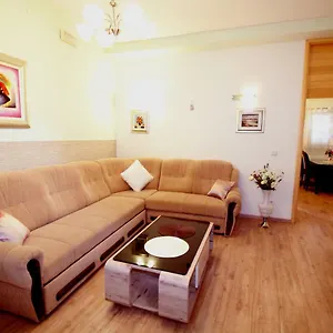 https://apartment-ji.splithotels.org