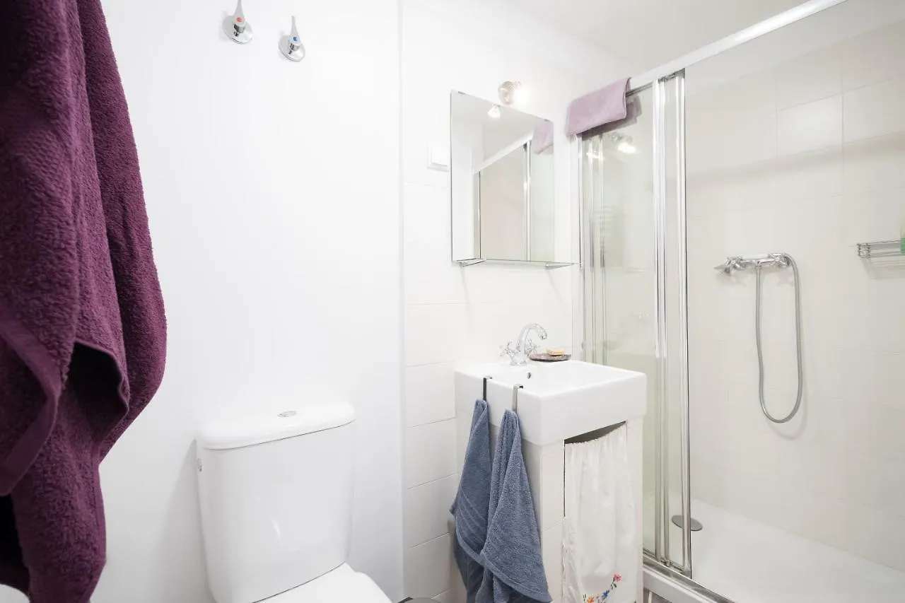 Little Studio For Two-Alfama Lisbon Portugal